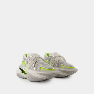 Balmain Sneaker In Yellow