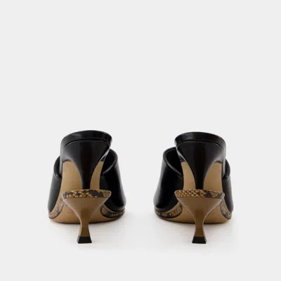 Jacquemus Les Doubles Mules In Black