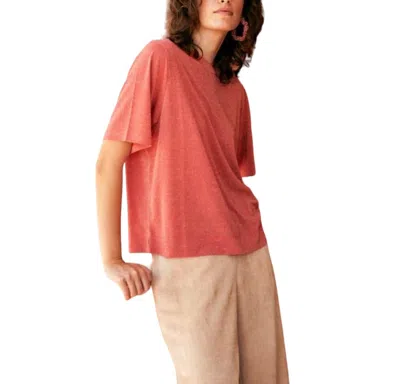 Momoní Iora Lurex Jersey T-shirt In Coral In Pink