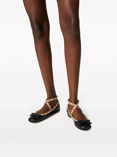 Shop Valentino Garavani Flat Shoes In Black