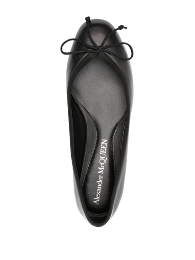 Shop Alexander Mcqueen Flat Shoes In Black