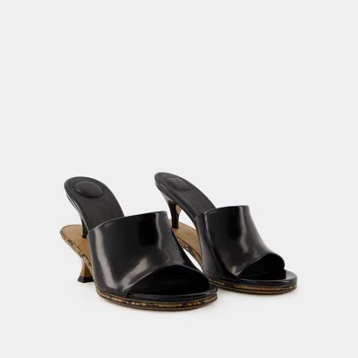 Shop Jacquemus Sandals In Black