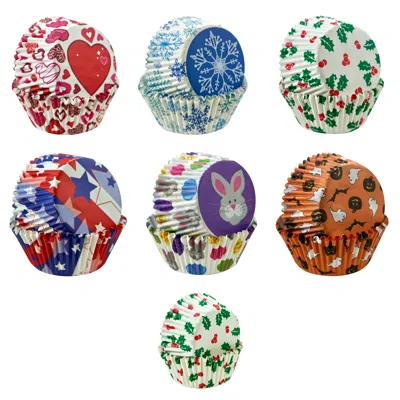 R & M International Disposable Baking Cup Assorted Holiday Set