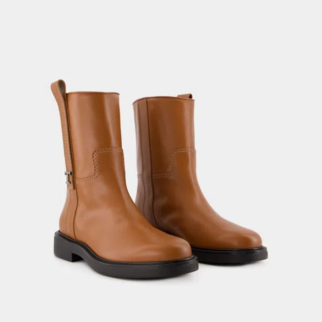 【関税込み】Gomma 20l Boots - Tod's - Leather - Brown Tod's Gomma 20l Boots In Brown | ModeSens