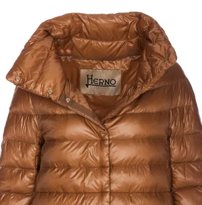 Herno Sofia Iconico Cropped Down Puffer Coat In Brown