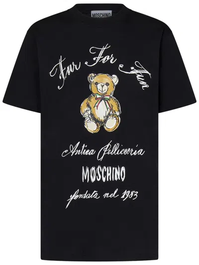 Shop Moschino T-shirt In Black