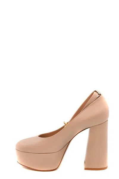 Shop Gianvito Rossi Décolleté In Beige