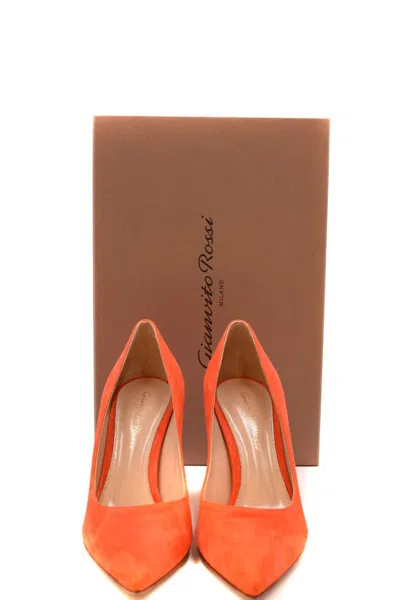 Gianvito Rossi Leather Pumps In Orange