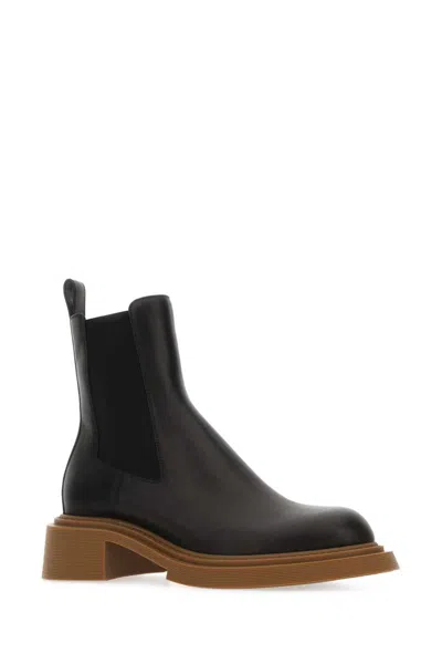 Loewe Logo Details Chelsea Boots In Black