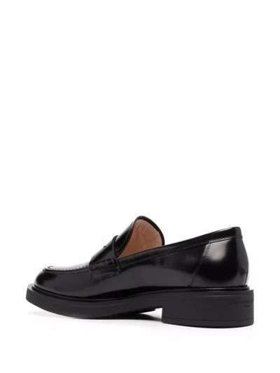 Gianvito Rossi Harris Penny Loafers In Black