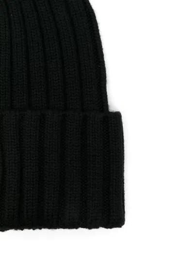 Moncler Mol20933b00036a9327999bb Ribbed Merino Wool Beanie In Black
