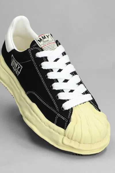 Miharayasuhiro Maison Mihara Yasuhiro Black Canvas Blakey Low Top Sneakers In Black