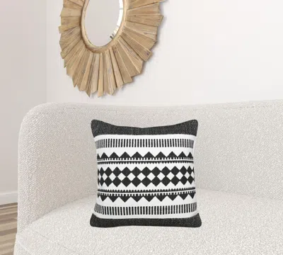 Homezia 20" X 20" Black And White 100% Cotton Geometric Zippered Pillow