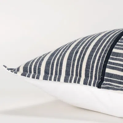 Homezia 20" Blue And White Cotton Pillow With Embroidery Edges
