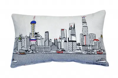 Homezia 25" White Shanghai Daylight Skyline Lumbar Decorative Pillow