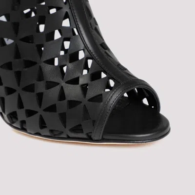 Manolo Blahnik Tingah 105 Leather Sandals In Black