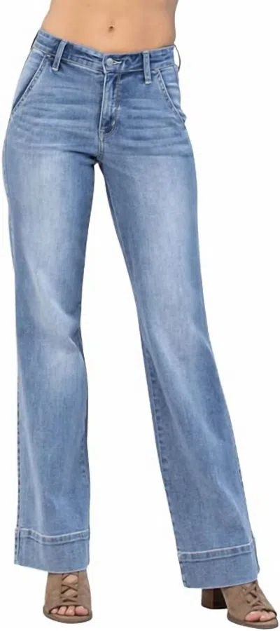 Judy Blue Mid Rise Wide Leg Jeans In Light Wash In Blue
