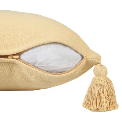 Homezia 20" X 20" Light Yellow 100% Cotton Zippered Pillow