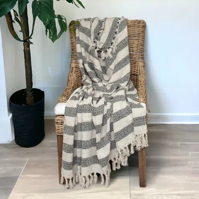 Homezia Black And Beige Diamond Weave Soft Cotton Handloom Throw