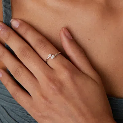 Astrid &amp; Miyu Pear Cluster Ring