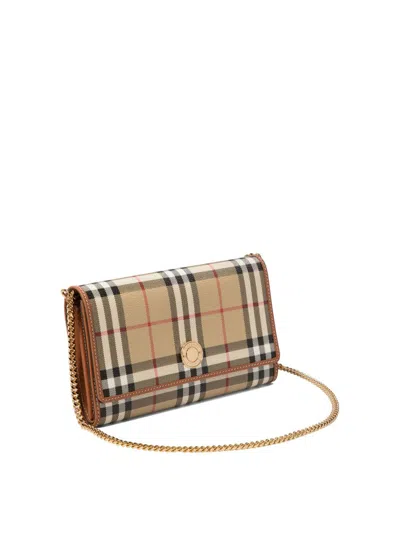 Shop Burberry "hanna" Wallet On Chain In Beige