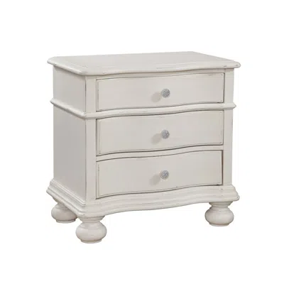 American Woodcrafters Rodanthe 3-drawer Nightstand - Dove White