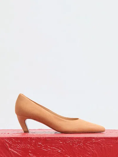 Gabriela Hearst Peggy Pump In Dark Camel Suede In Dark Camel