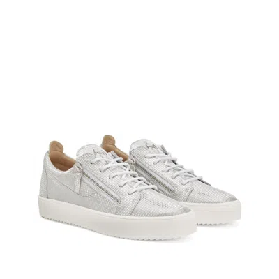 Giuseppe Zanotti May London Leather Sneakers In 银