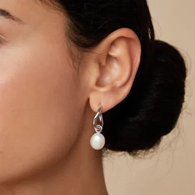 Astrid &amp; Miyu Infinity Pearl Charm Hoops