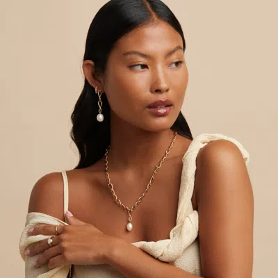 Astrid &amp; Miyu Infinity Pearl Statement Studs