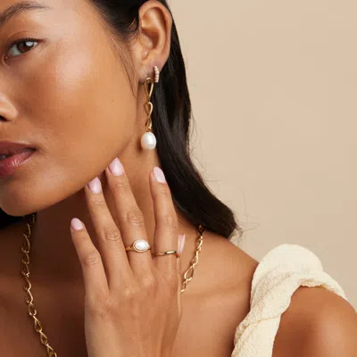 Astrid &amp; Miyu Infinity Pearl Statement Studs