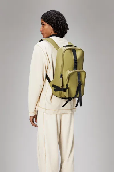 Rains Trail Rucksack In Khaki