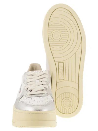 Autry White And Silver Low Top Platform Sneakers With Logo In Silver