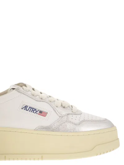 Autry White And Silver Low Top Platform Sneakers With Logo In Silver