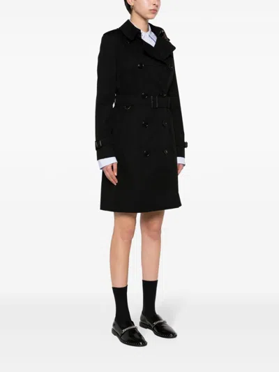 Burberry Double-breasted Trench Coat With Tailored Silhouette