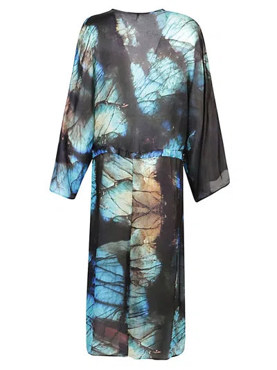 Mona Swims Silk Beach Cover-up Kimono In 彩色