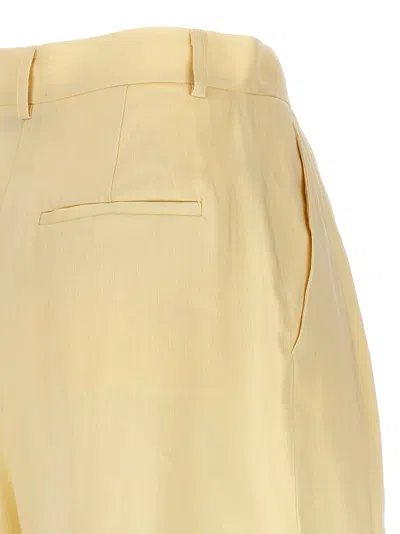 The Andamane Rina Bermuda, Short Yellow In 黄色的