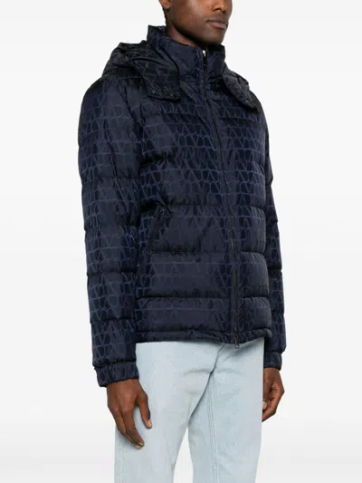 Shop Valentino Toile Iconographe Nylon Down Jacket In Blue