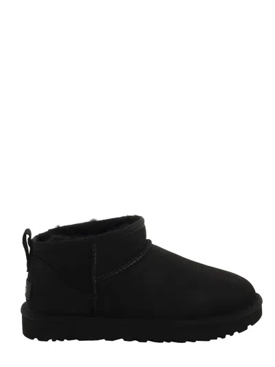 Ugg Round-headed Flat-bottomed Short Boots In Black