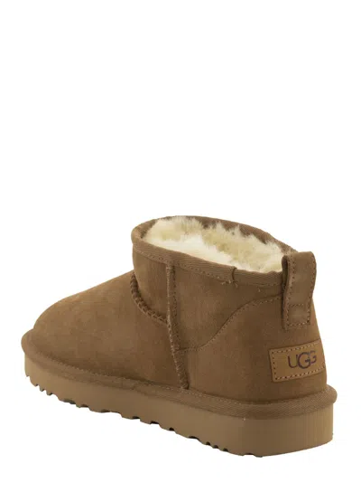 Ugg Classic Ultra Mini - Sheepskin Boot In Chestnut