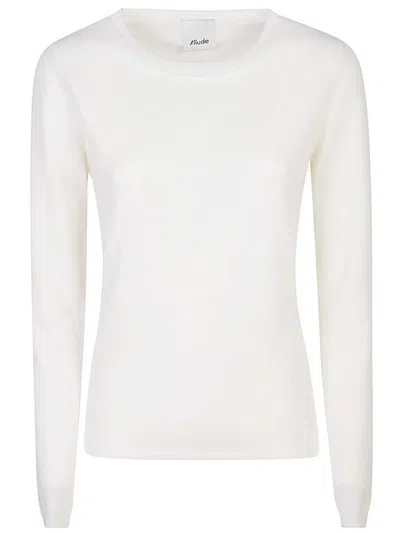Allude Round Neck Sweater In White