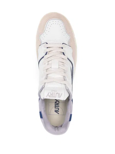 Autry White Low Top Sneakers With Blue Details And Logo Patch In Mult/mat Tw Blue/blue