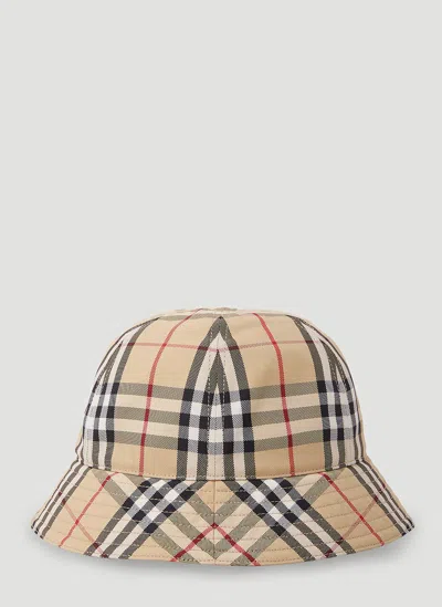 Burberry Signature Check Bucket Hat In Cream