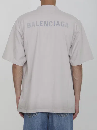 Shop Balenciaga T-shirt In White