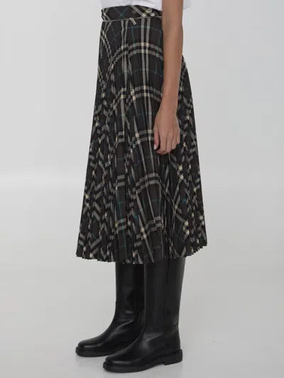 Burberry Long Multicolor Pleated Skirt With Check Motif In Wool Blend Woman In Black