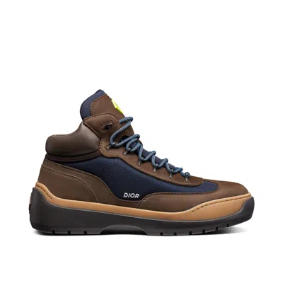 Dior Leather Hiking Booties With Canvas Inserts In 棕色的