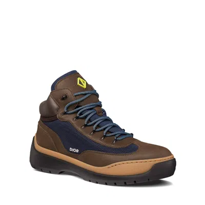 Dior Leather Hiking Booties With Canvas Inserts In 棕色的