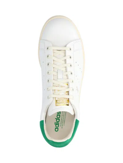 Adidas Originals Low Top Sneakers With Contrast Heel Tab In White