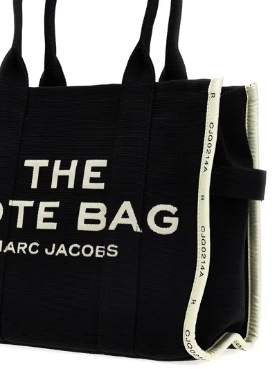 Marc Jacobs Traveler Tote Shopping Bag In 白色/黑色