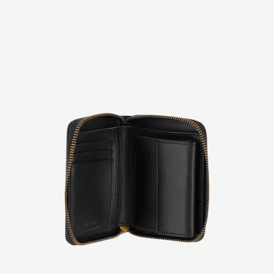 Shop Pinko Taylor Wallet In 黑色的